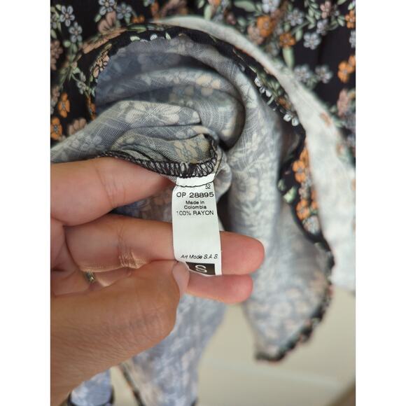 Maaji Naya Mini Dress in Black Ditzy size Small - Picture 4 of 6